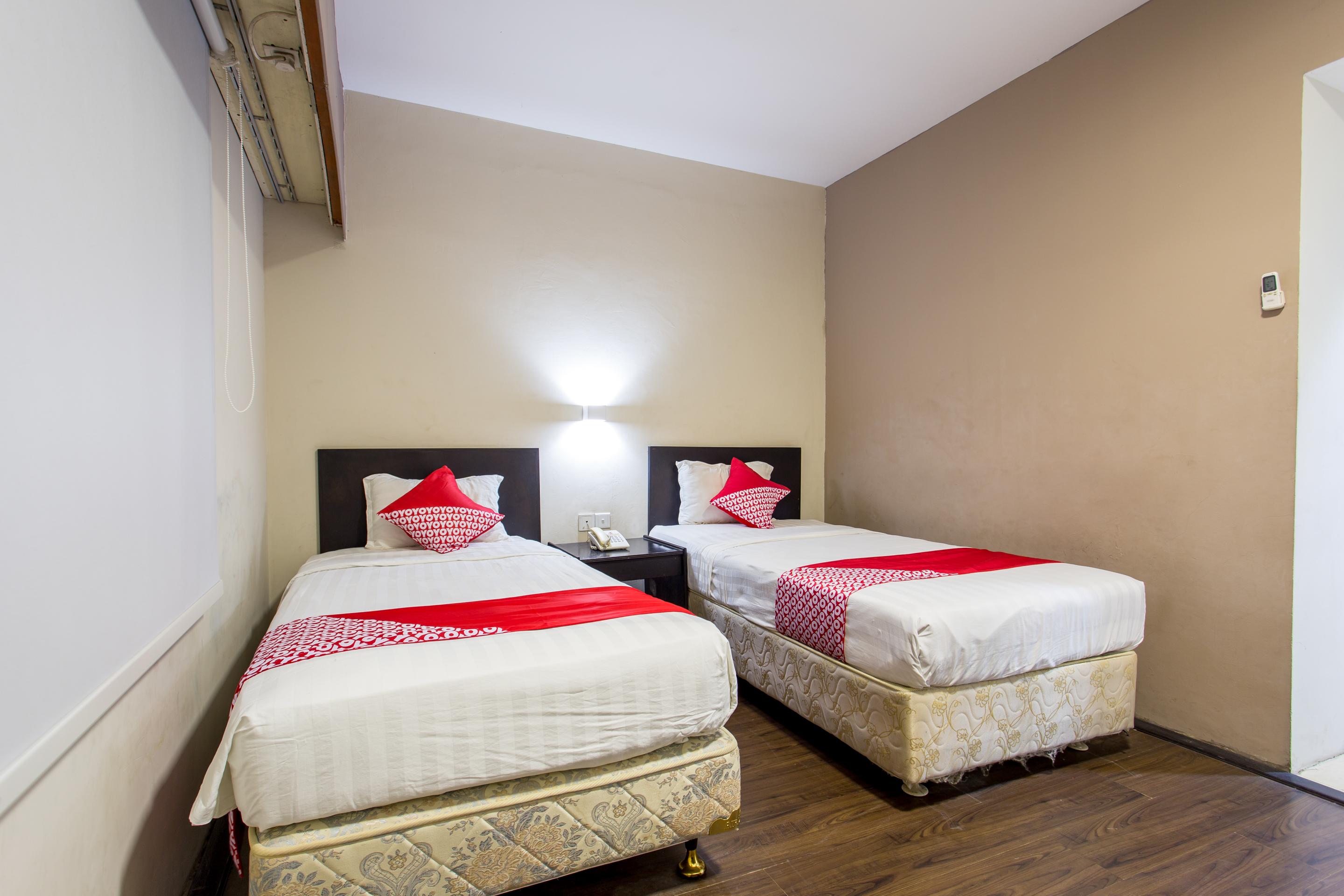 Capital O 769 City Hotel باليكبابان المظهر الخارجي الصورة