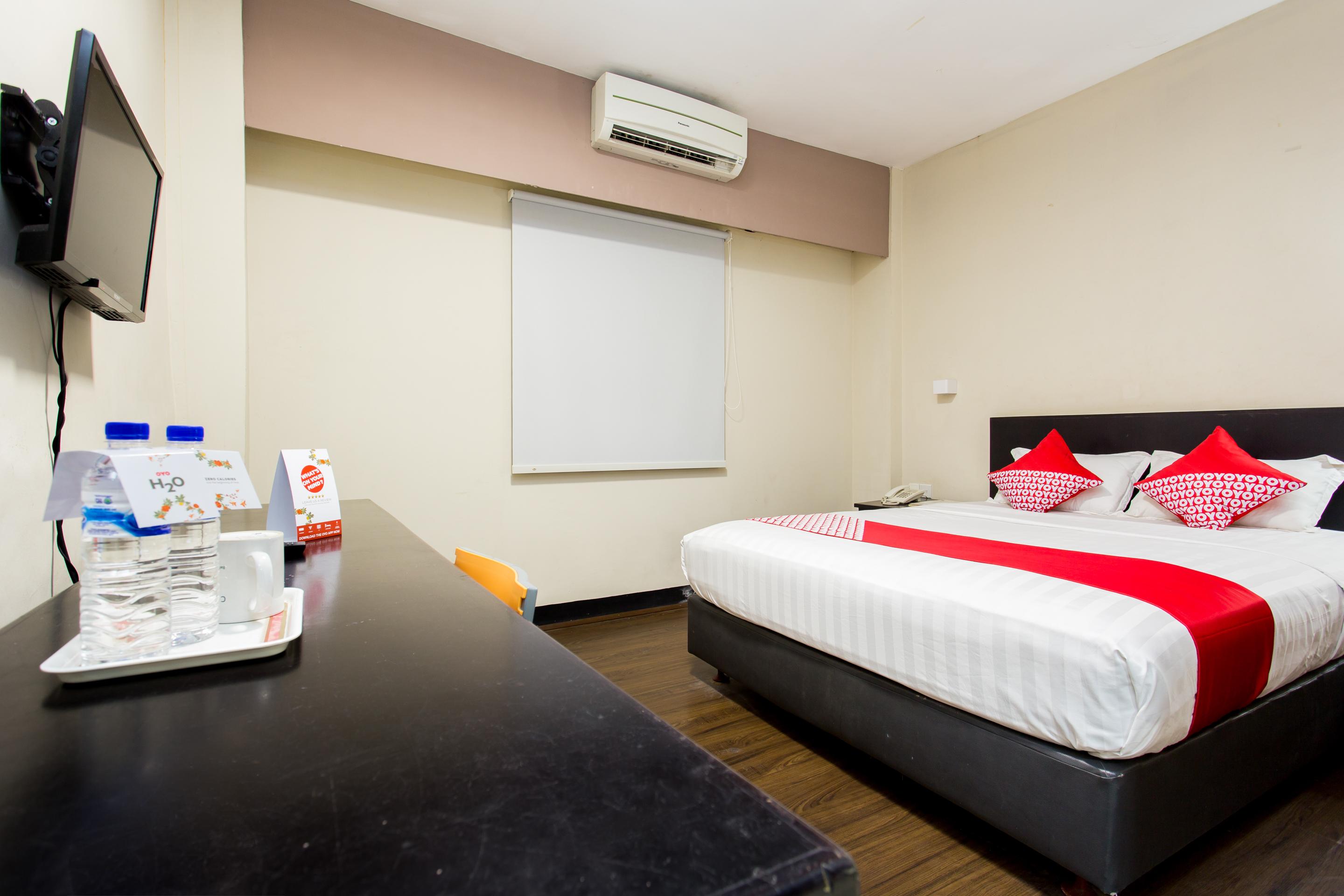 Capital O 769 City Hotel باليكبابان المظهر الخارجي الصورة