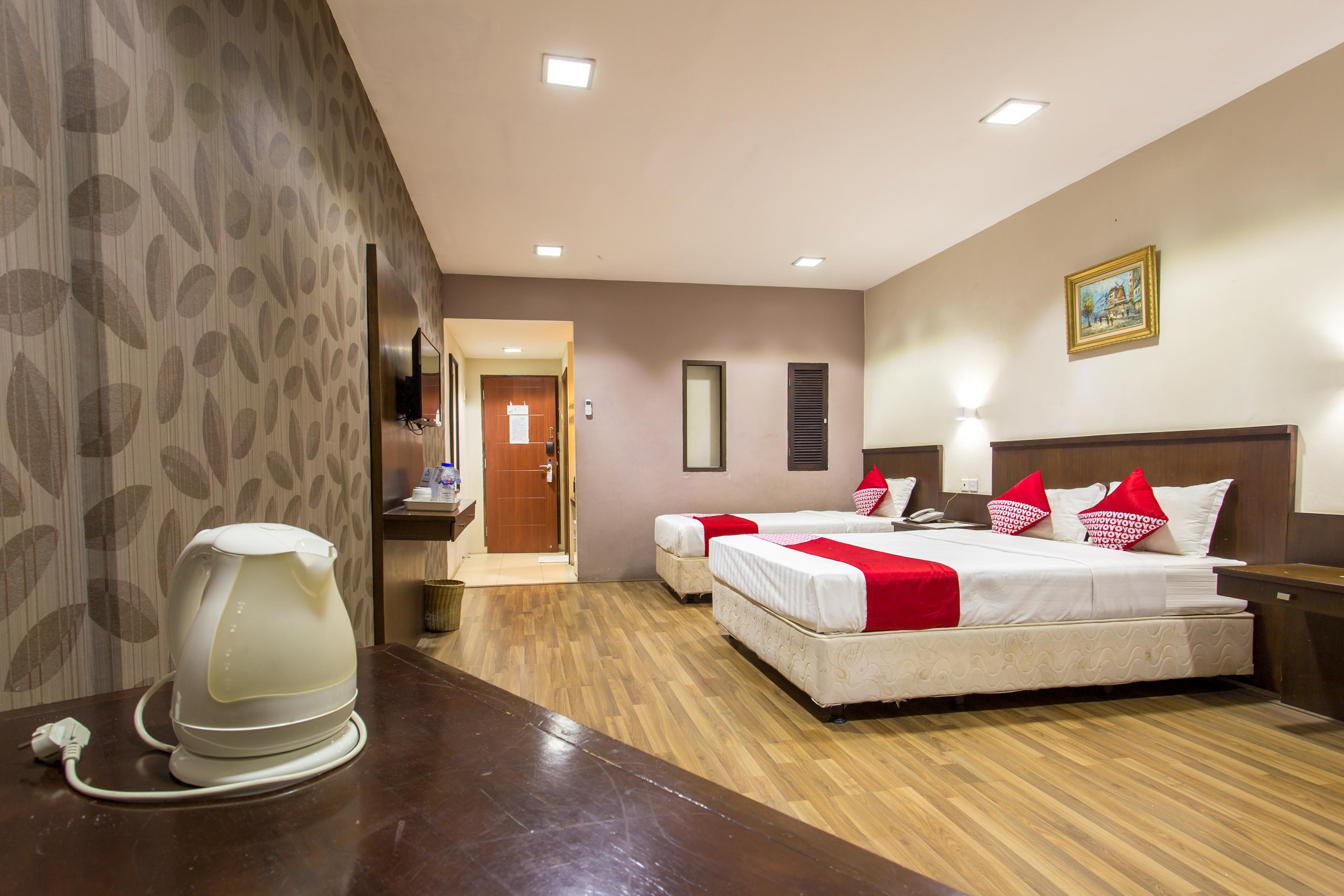 Capital O 769 City Hotel باليكبابان المظهر الخارجي الصورة