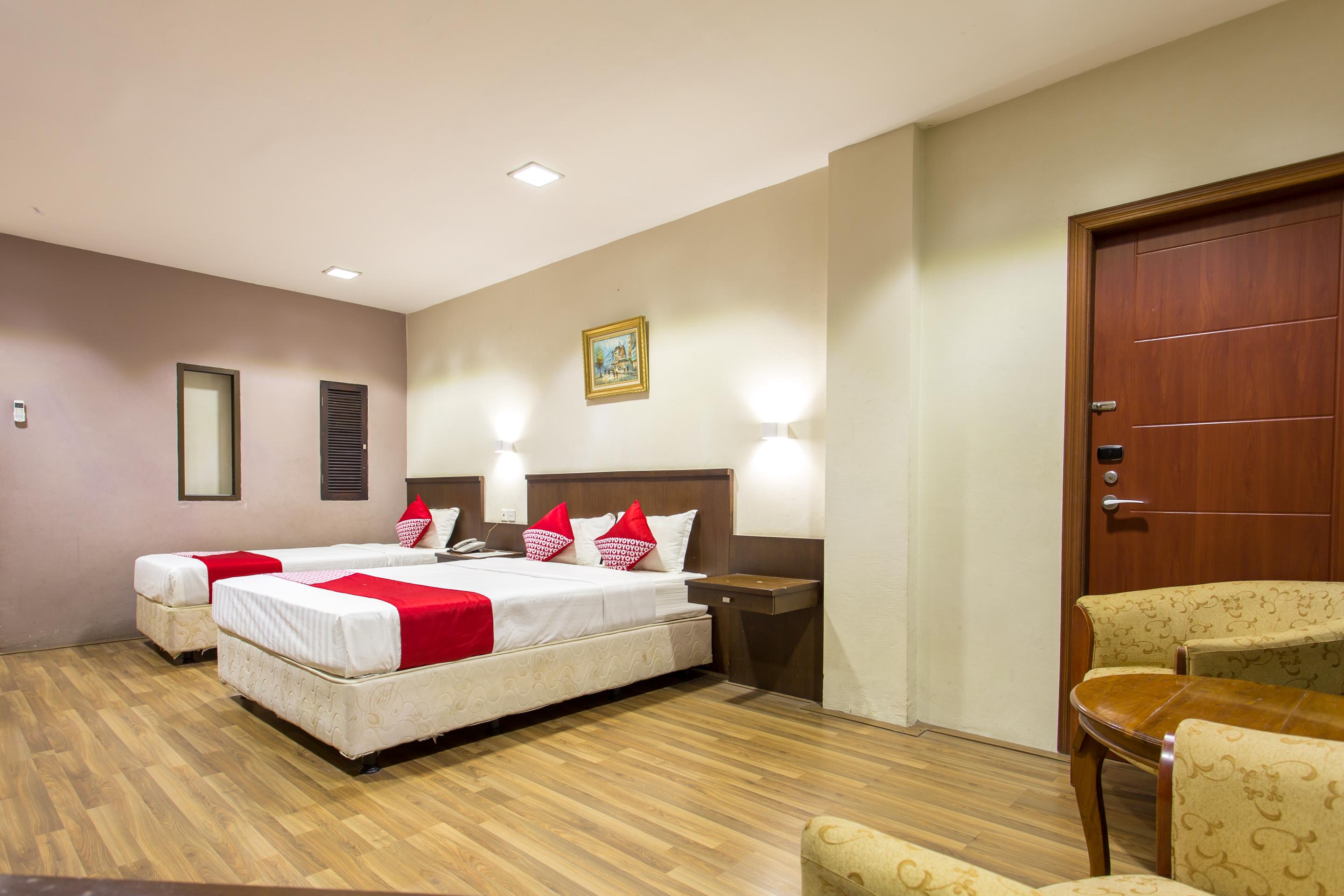 Capital O 769 City Hotel باليكبابان المظهر الخارجي الصورة