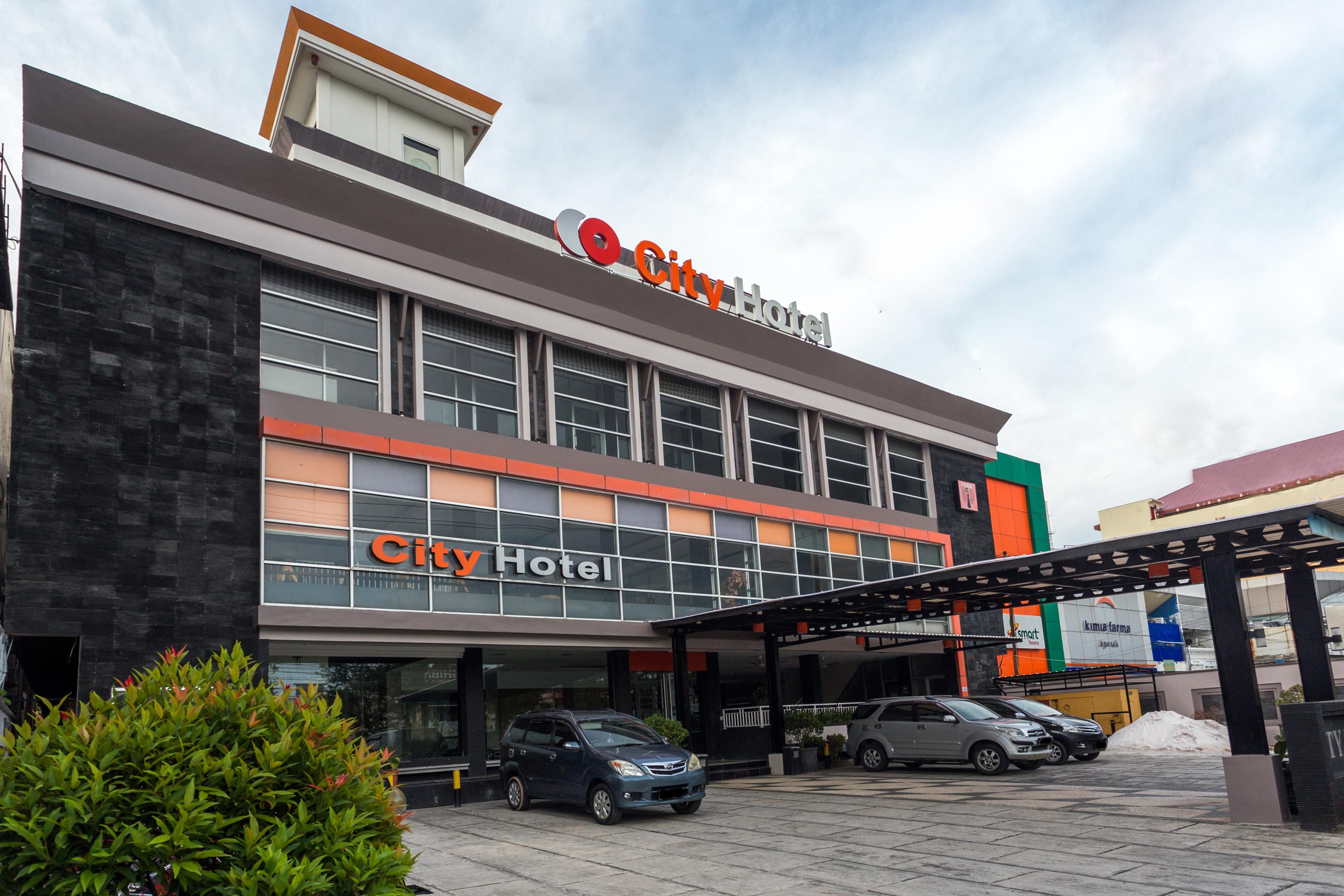 Capital O 769 City Hotel باليكبابان المظهر الخارجي الصورة