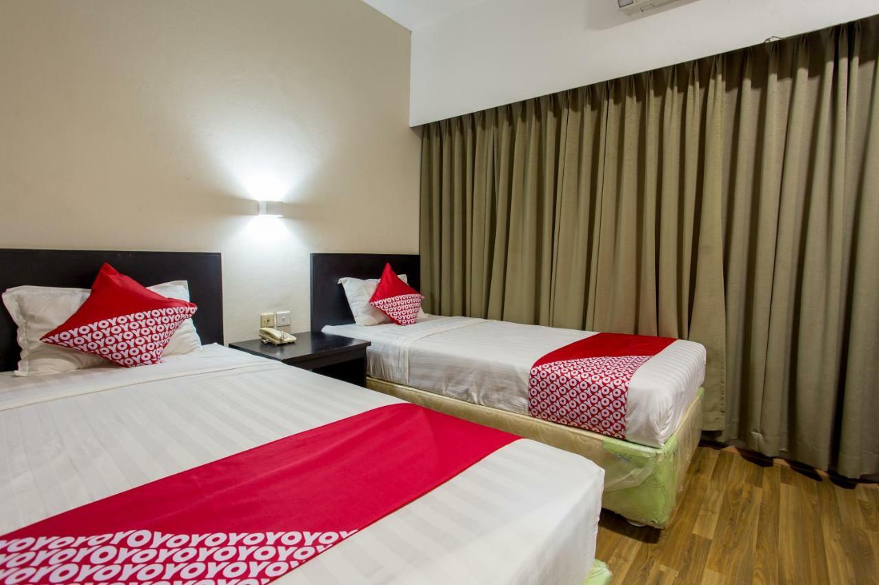 Capital O 769 City Hotel باليكبابان المظهر الخارجي الصورة